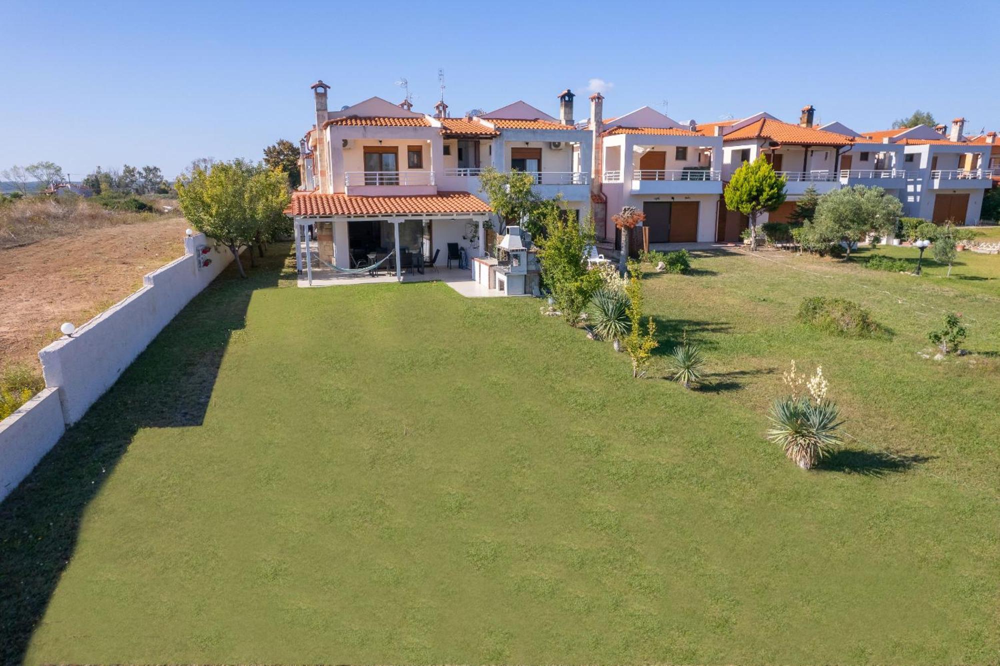 Villa Petra Áfitos Exterior foto